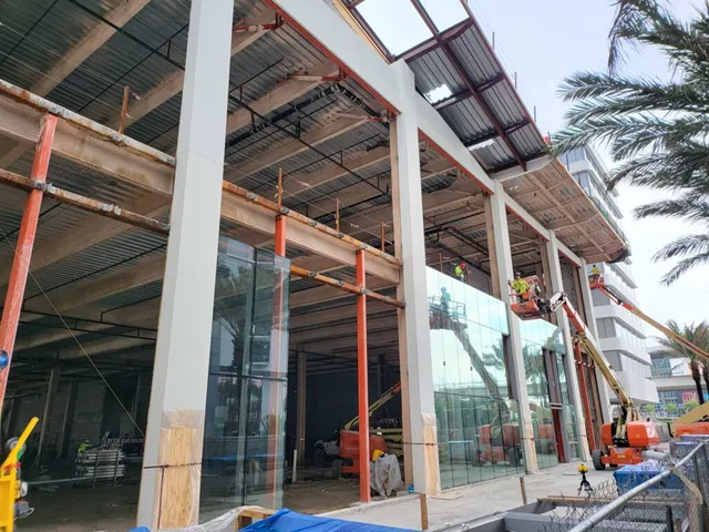 Photos: First Glass Installed At NBWW designed Miami Worldcenter’s ‘Jewelry Box’ Retail – The Next Miami